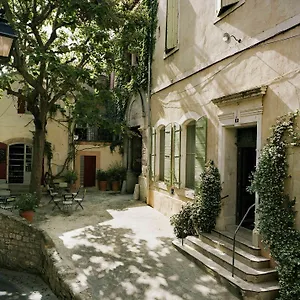 Du Cloître Hotel